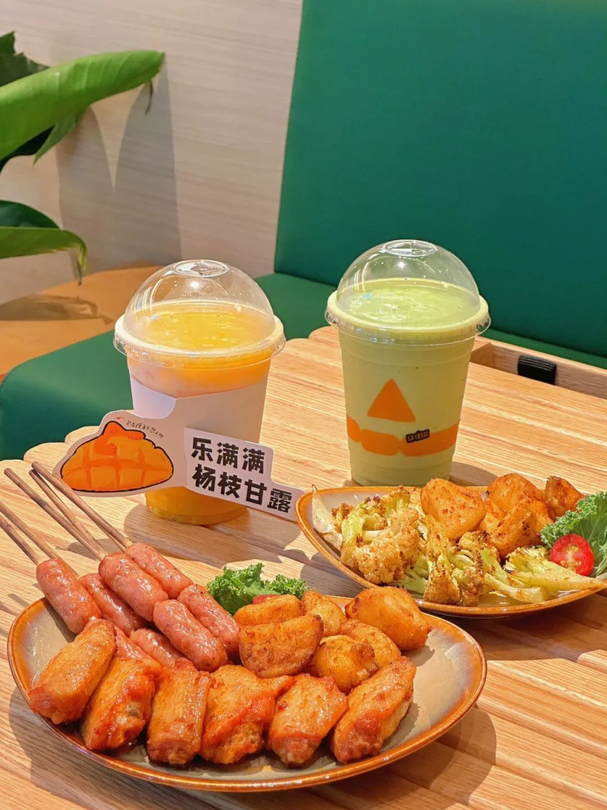 放加盟、开小店、冲万店......比萨市场上演规模争夺战!