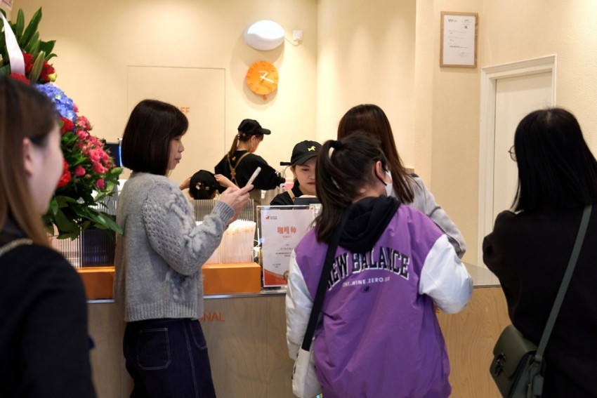 挪瓦咖啡澳门首店开业