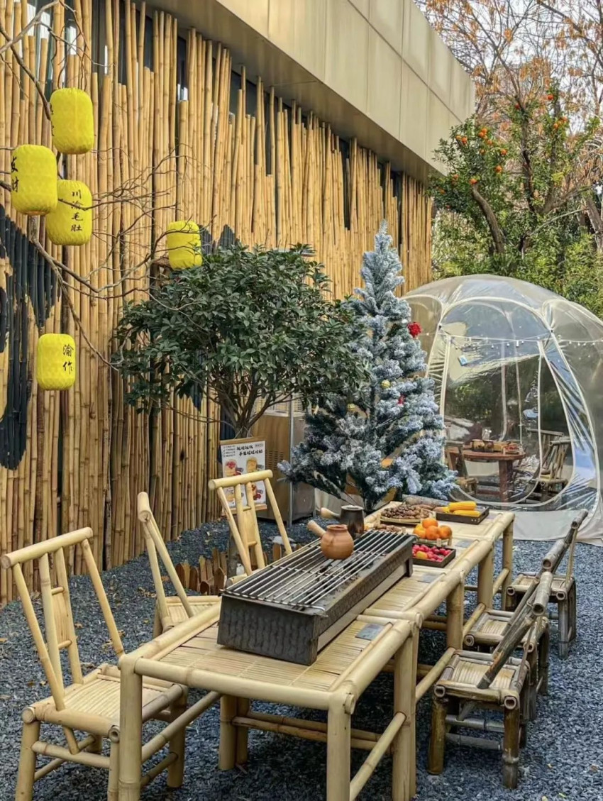 翻台8.2，日接130桌+，冒烤鸭之后，“冒肚”火锅悄然崛起！