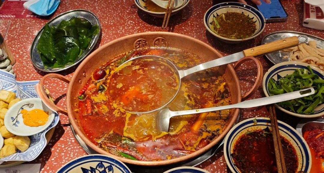 餐饮业迈入“拼多多时代”，这4大趋势推动行业大变局