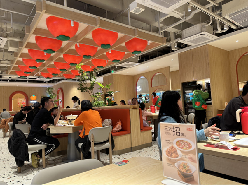 小客人大生意,又一餐饮巨头加码4500亿儿童餐赛道