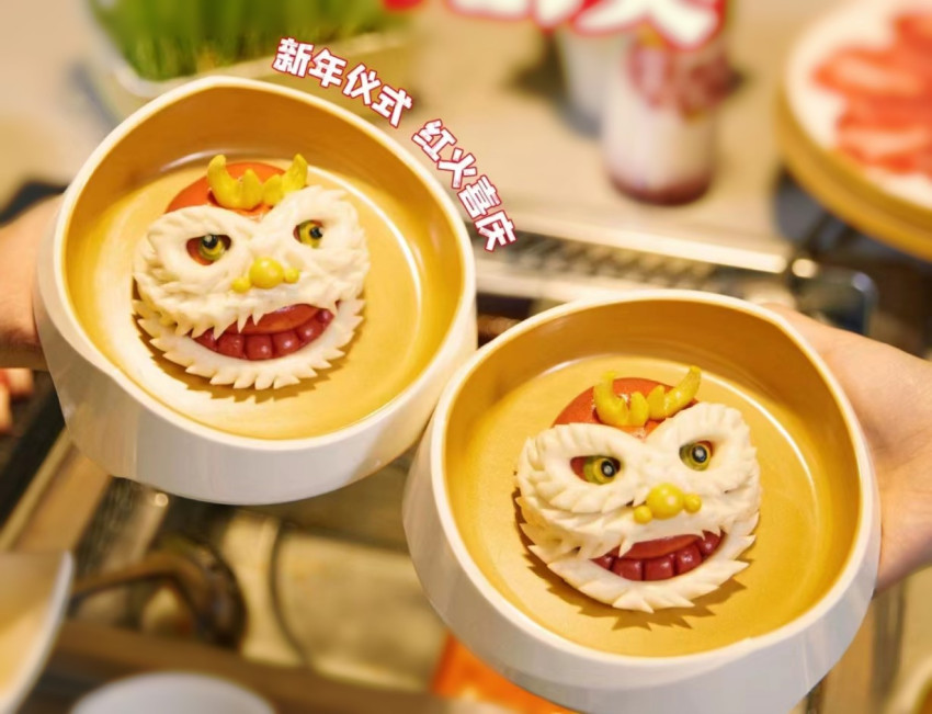 龙年春节餐饮“热辣滚烫”，海底捞假期前6天累计接待顾客超950万