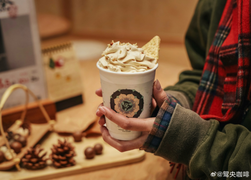 县城青年，爱上“奶茶式”咖啡？