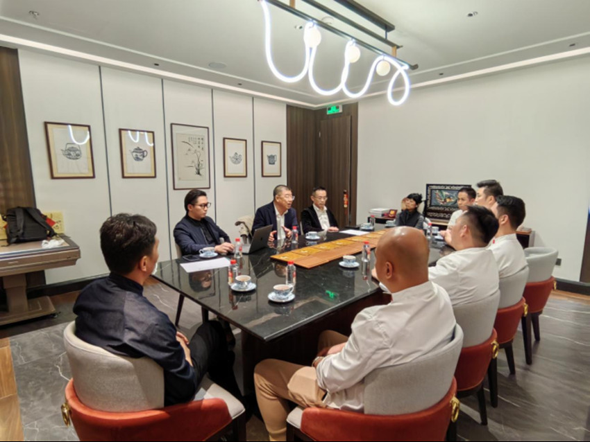 世界中餐业联合会举行“2024行走的年夜饭”表彰活动