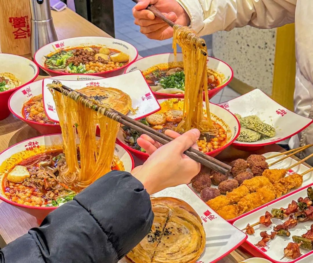 人均不到20元，复购率超80%，酸辣粉卖爆了！