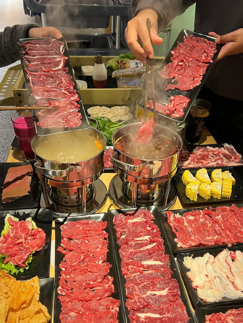 火锅疯狂放加盟，封神的“标准化”竟成开店掣肘？