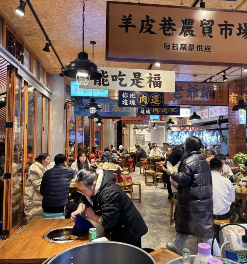 150平的店,创造超百万月营收,这个串串火锅品牌做对了什么?