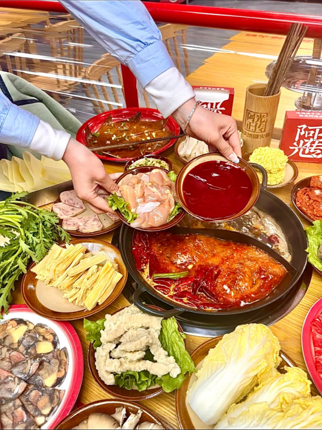 涨价也不被骂！跟着蜜雪冰城学做下沉生意