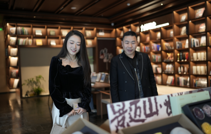 彭心：创业第9年，走在“做世界的奈雪”路上