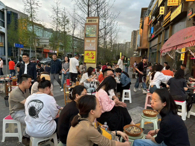 花了539.5亿！这个清明，火锅消费出现3大反常！