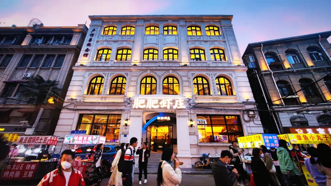 肥肥虾庄创始人柴标:厨师创业,开出40余家直营小龙虾馆