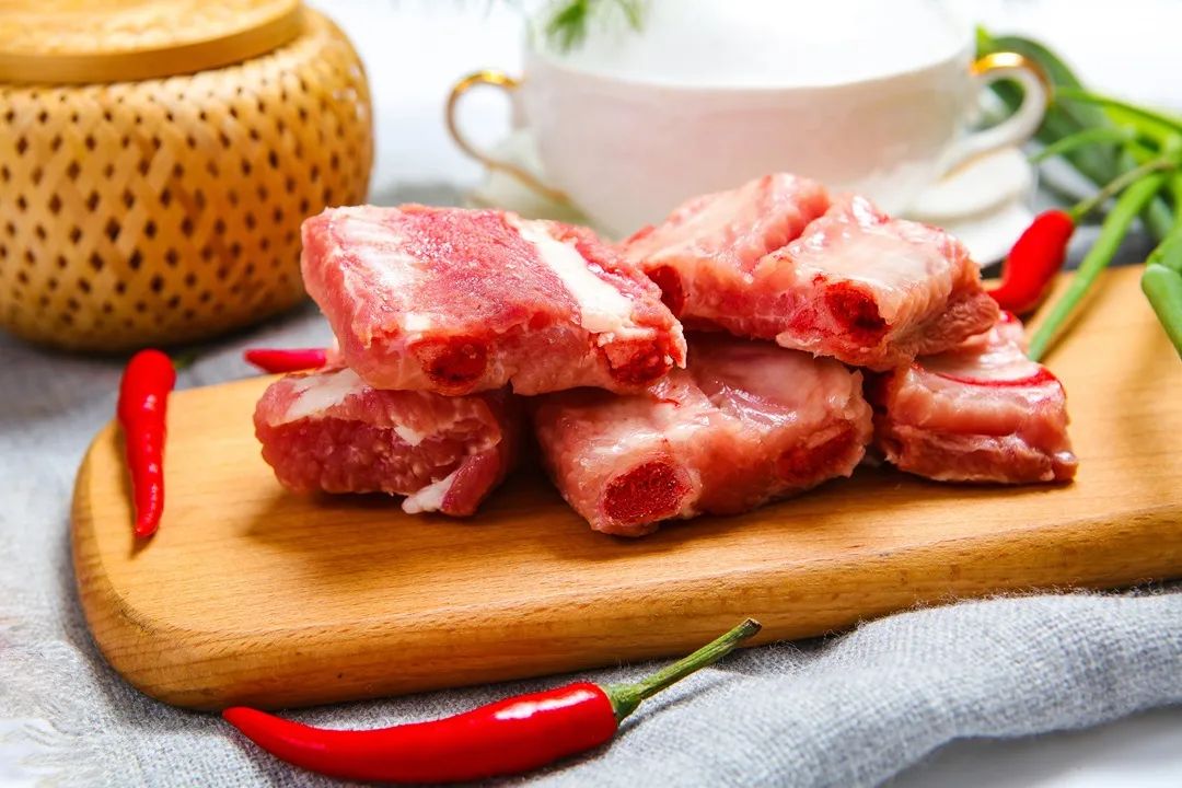 猪肉价格上行,牛肉行情弱稳运行!最新食材报告发布