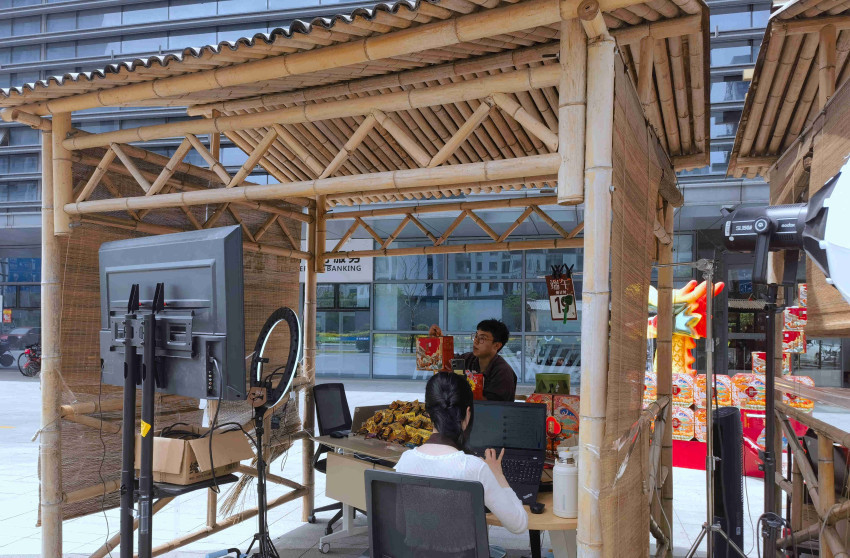 五芳斋董秘于莹茜:关闭租金较高、成本较大的直营店 未来连锁门店以加盟店为主