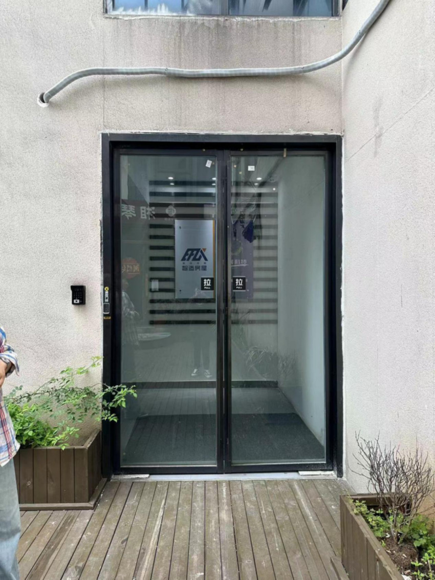 广州门店一夜关闭，总部人去楼空！又一茶饮品牌“暴雷”