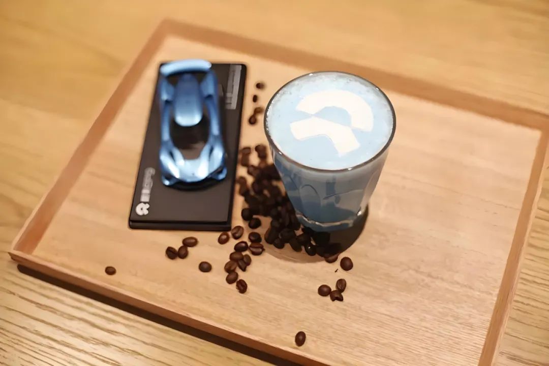 巨亏785亿后,它卖起了咖啡