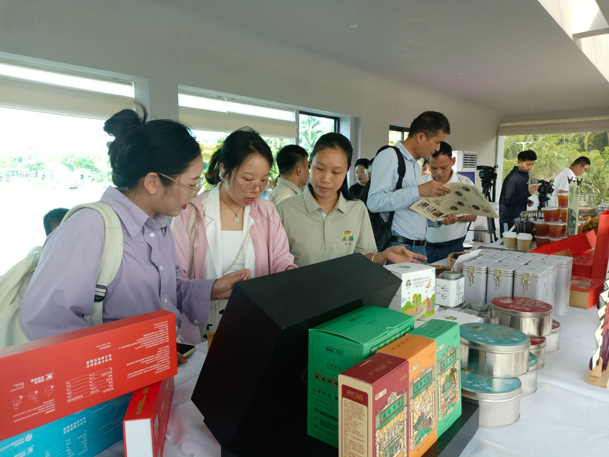 海南万宁:“兴隆咖啡”特色产业拉动小镇发展新引擎