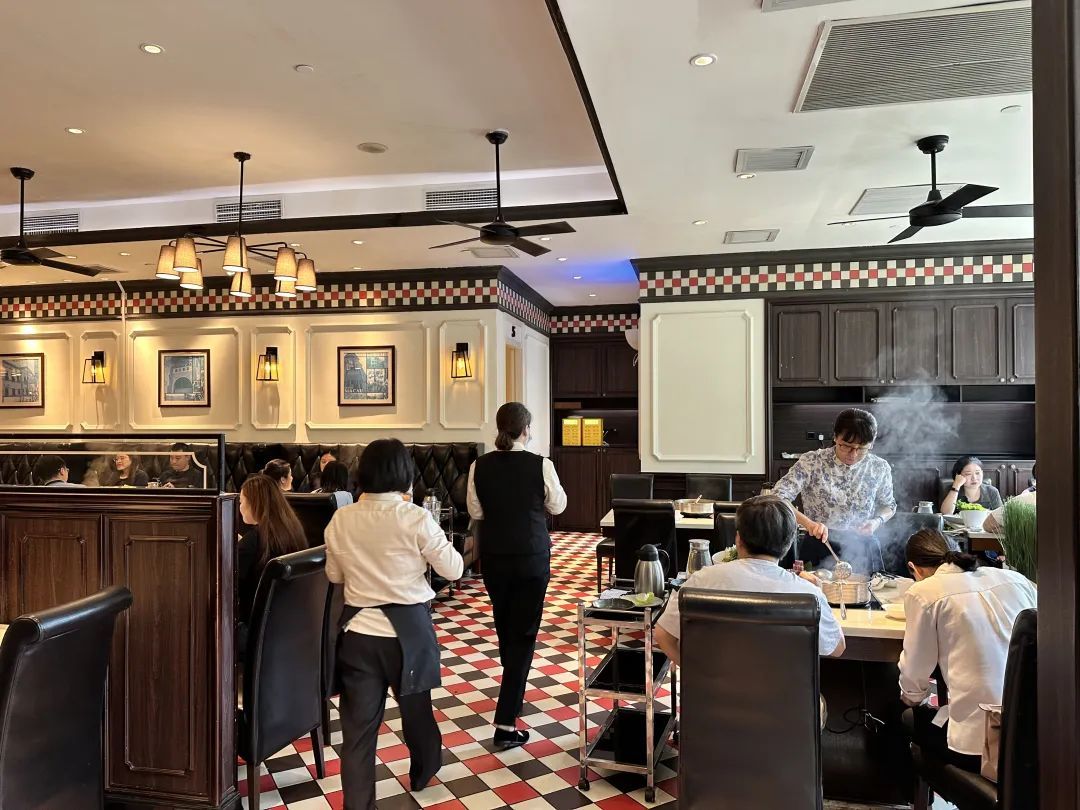 仅剩1家店！开了18年的老牌火锅，也扛不住了？